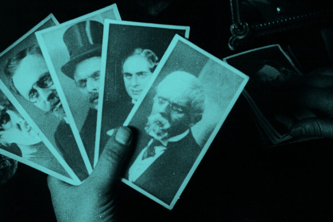 Filmstill zu VON CALIGARI ZU HITLER